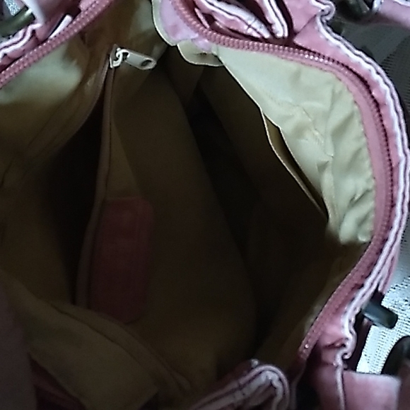 Beautiful Colour Block Purse - Picture 4 of 9